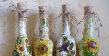 Decoupage of bottles with napkins: master class
